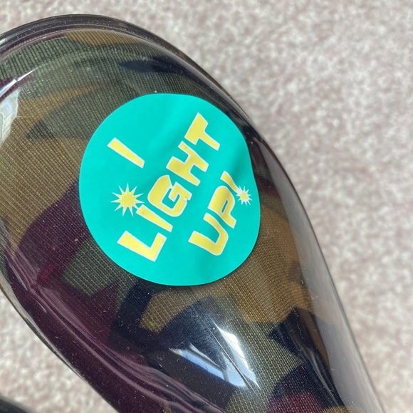 Light Up Camo Rain Boot - Picture 5 of 9